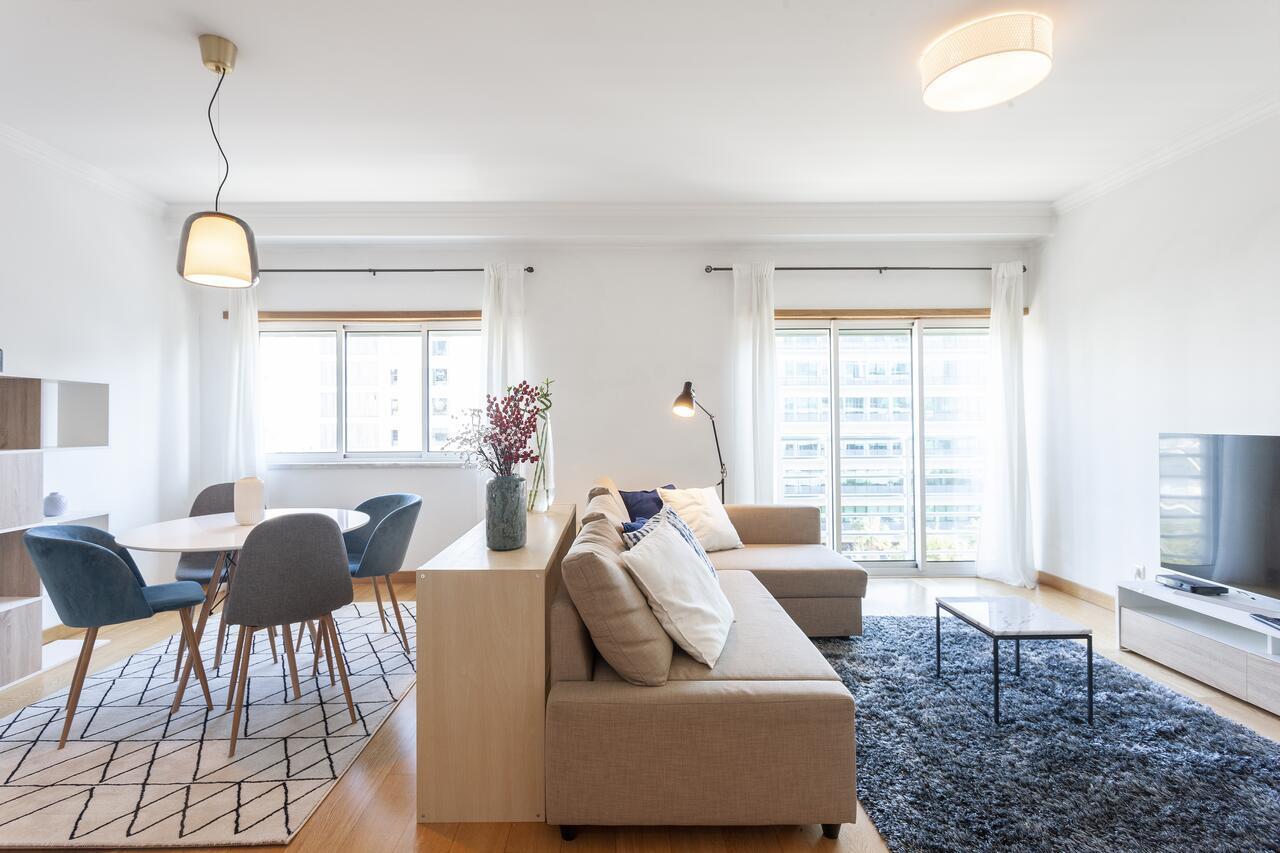 Central Orient Residence - Modern, Spacious And Sunny! By The River! Лісабон Екстер'єр фото