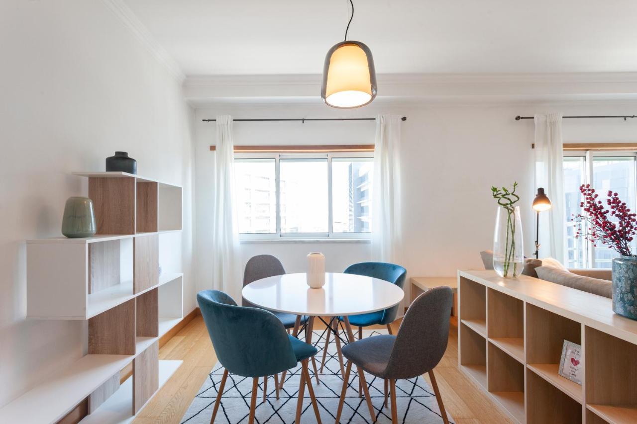 Central Orient Residence - Modern, Spacious And Sunny! By The River! Лісабон Екстер'єр фото