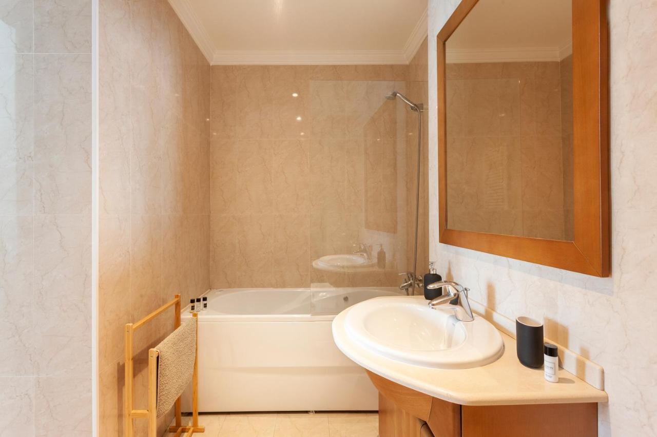 Central Orient Residence - Modern, Spacious And Sunny! By The River! Лісабон Екстер'єр фото