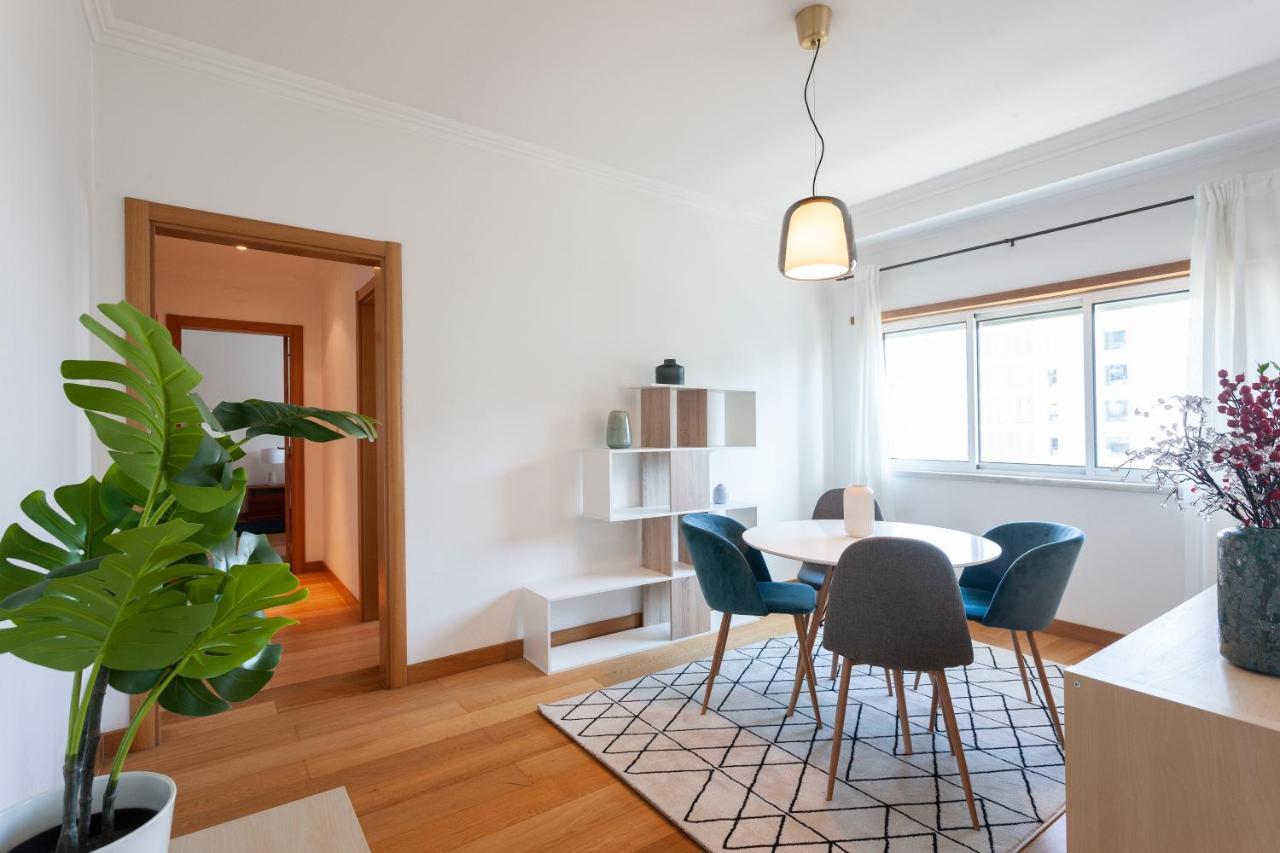 Central Orient Residence - Modern, Spacious And Sunny! By The River! Лісабон Екстер'єр фото